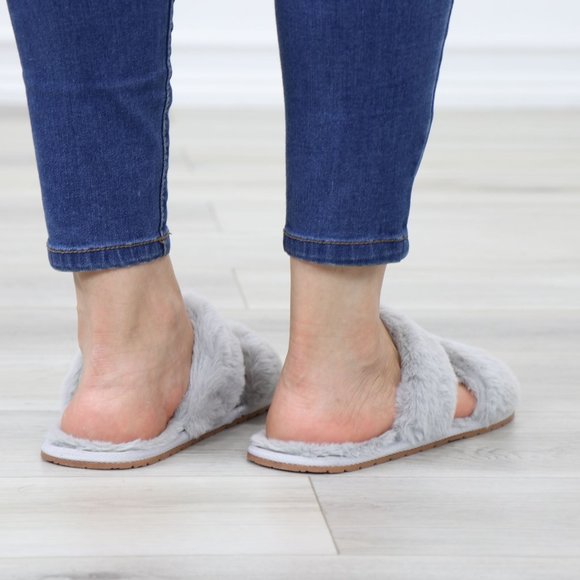Grey Puff Fuzzy Furry Fluffy Slip On Plush Slippers Double Strap - Picture 10 of 13